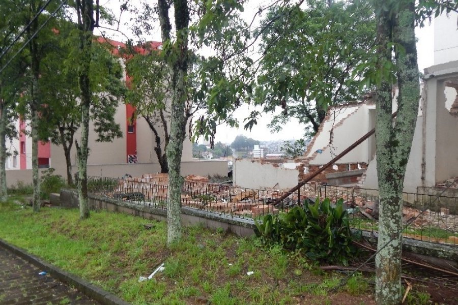 Terreno, no bairro Kayser em Caxias do Sul para Comprar