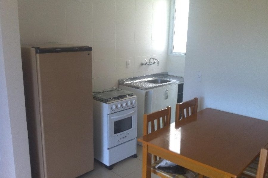 Apartamento com 62m², 2 dormitórios, 1 vaga, no bairro Petrópolis em Caxias do Sul para Comprar