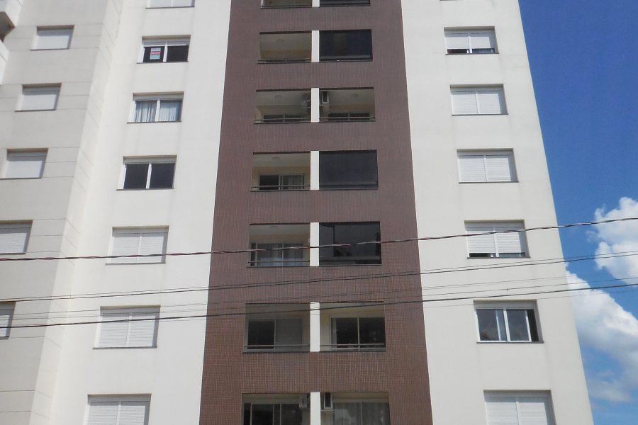Apartamento com 62m², 2 dormitórios, 1 vaga, no bairro Petrópolis em Caxias do Sul para Comprar
