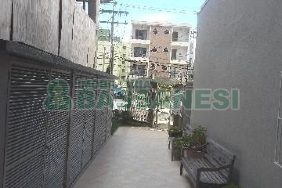 Apartamento com 95m², 3 dormitórios, 1 vaga, no bairro Lourdes em Caxias do Sul para Alugar