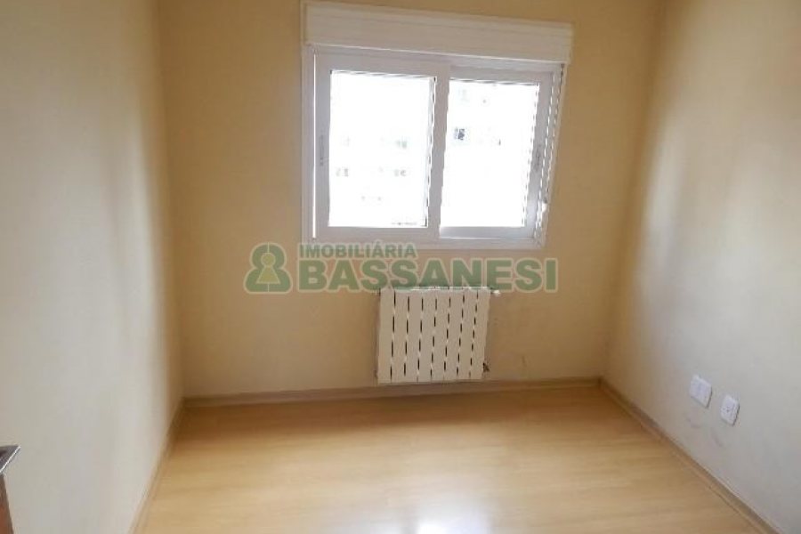 Apartamento com 95m², 3 dormitórios, 1 vaga, no bairro Lourdes em Caxias do Sul para Alugar