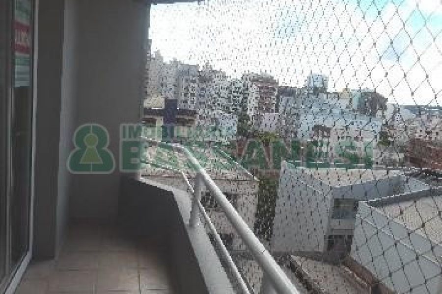 Apartamento com 95m², 3 dormitórios, 1 vaga, no bairro Lourdes em Caxias do Sul para Alugar