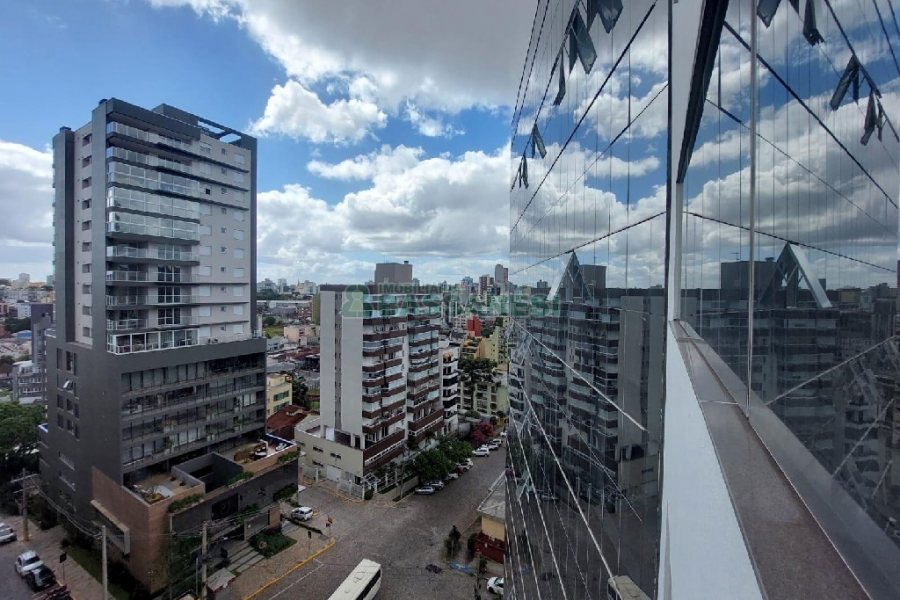 Sala com 41m², no bairro Panazzolo em Caxias do Sul para Alugar ou Comprar