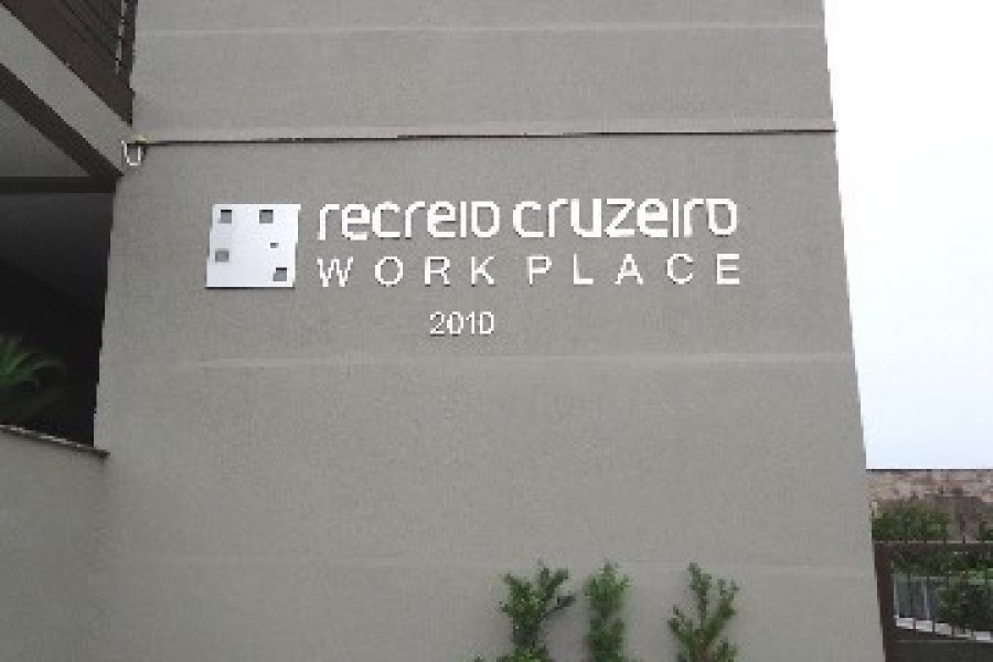 Sala com 58m², 1 vaga, no bairro Pio X em Caxias do Sul para Comprar