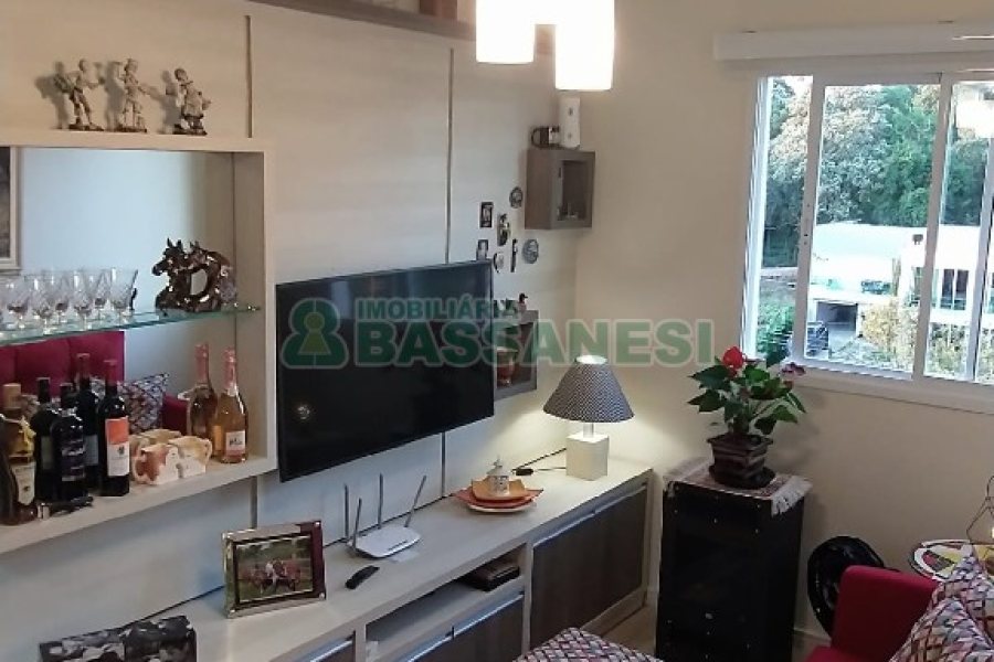 Apartamento com 49m², 2 dormitórios, 1 vaga, no bairro Vinhedos em Caxias do Sul para Comprar