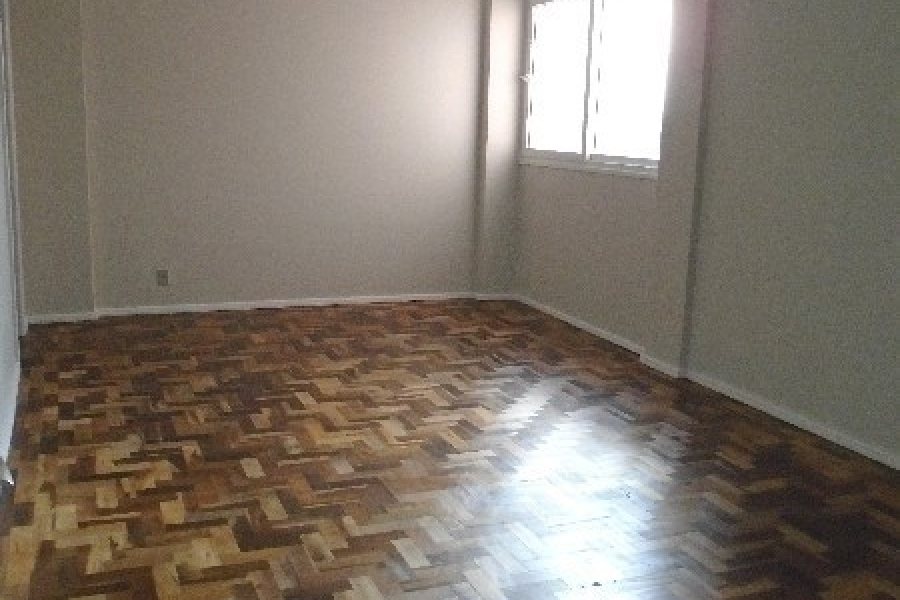 Sala com 79m², no bairro Centro em Caxias do Sul para Alugar