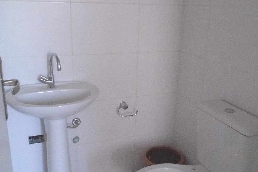 Sala com 79m², no bairro Centro em Caxias do Sul para Alugar