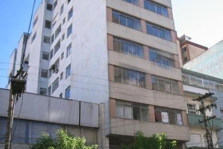 Sala com 79m², no bairro Centro em Caxias do Sul para Alugar