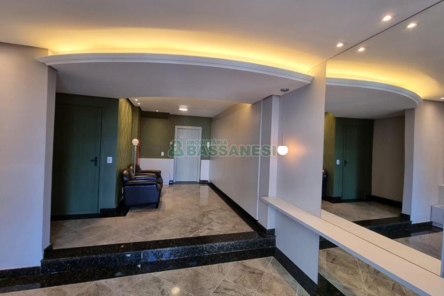 Apto Mobiliado com 80m², 2 dormitórios, 1 vaga, no bairro Madureira em Caxias do Sul para Comprar