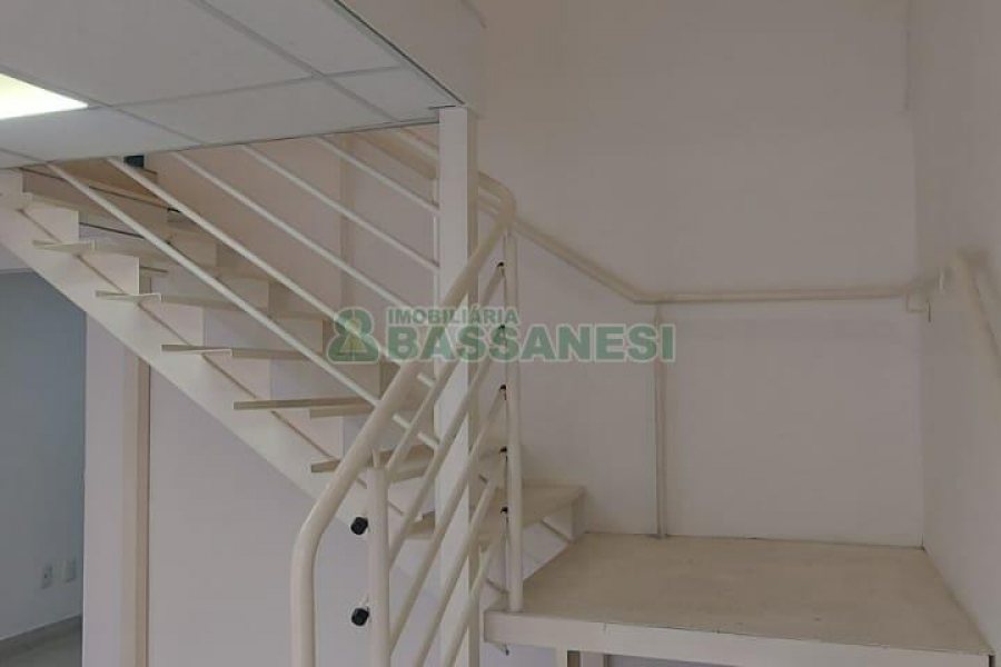 Loja com 98m², no bairro Centro em Caxias do Sul para Alugar