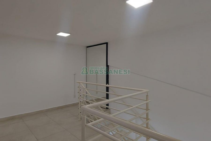 Loja com 98m², no bairro Centro em Caxias do Sul para Alugar