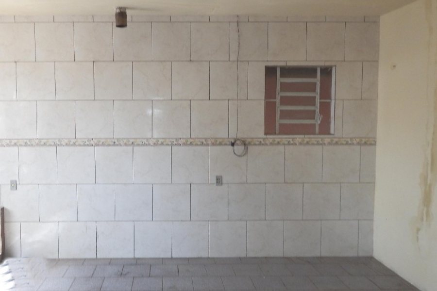 Casa Comercial com 150m², 5 dormitórios, 3 vagas, no bairro Bela Vista em Caxias do Sul para Comprar