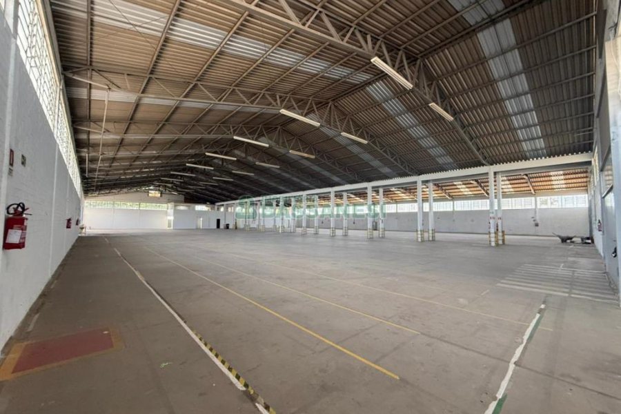 Pavilhão com 3000m², no bairro Cidade Nova em Caxias do Sul para Alugar