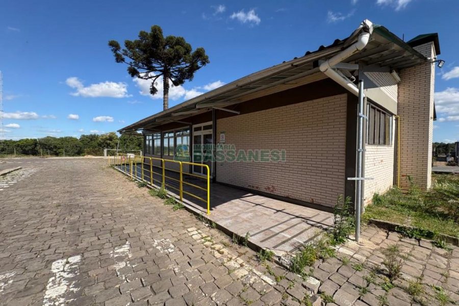 Pavilhão com 3000m², no bairro Cidade Nova em Caxias do Sul para Alugar