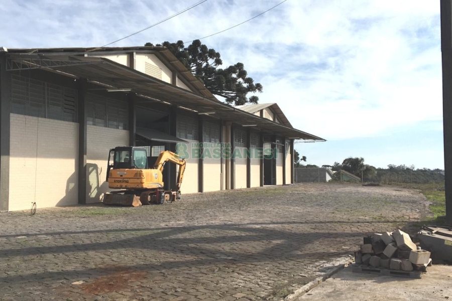 Pavilhão com 3000m², no bairro Cidade Nova em Caxias do Sul para Alugar
