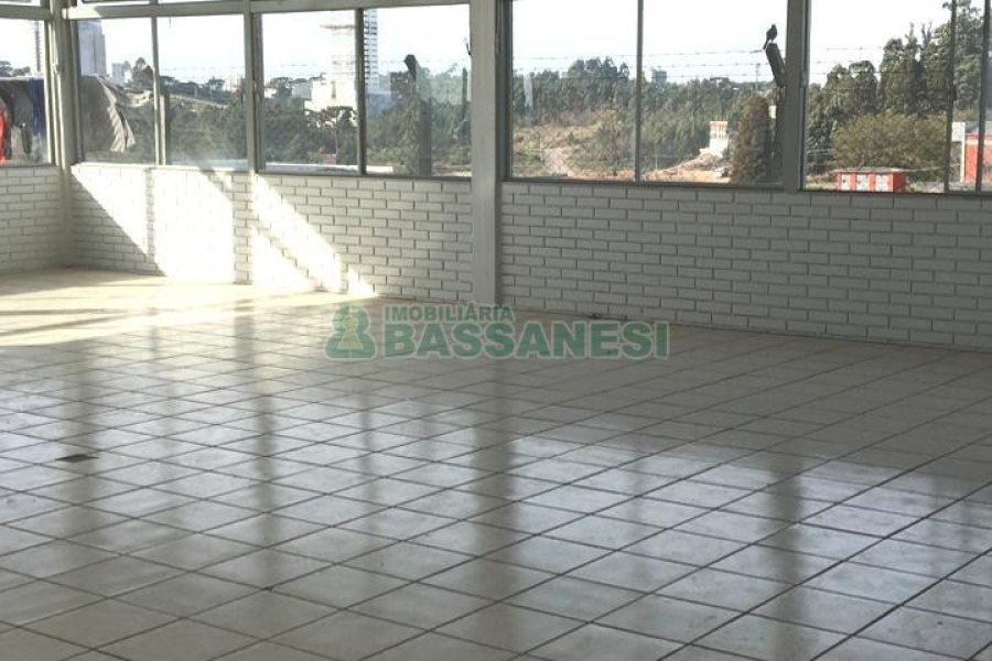 Pavilhão com 3000m², no bairro Cidade Nova em Caxias do Sul para Alugar