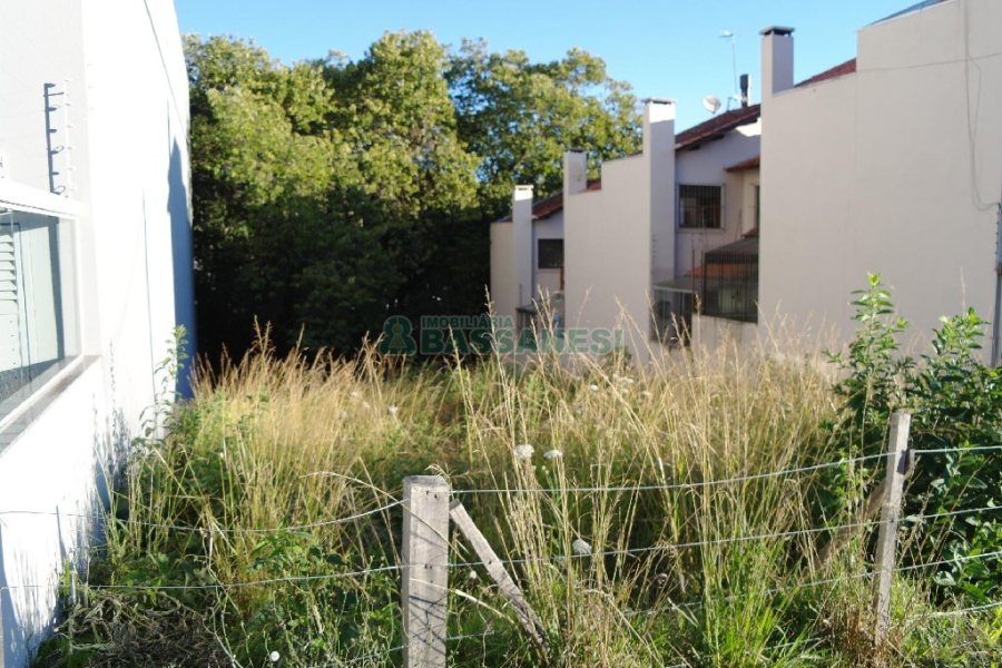 Terreno com 360m², no bairro Vinhedos em Caxias do Sul para Alugar