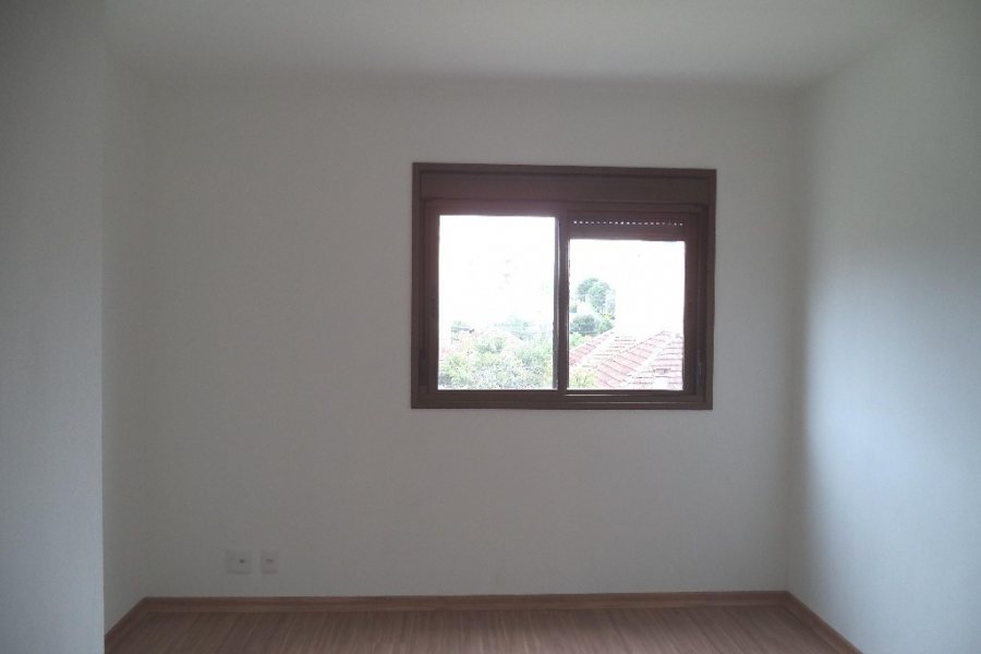 Apartamento com 64m², 2 dormitórios, 1 vaga, no bairro São Pelegrino em Caxias do Sul para Alugar