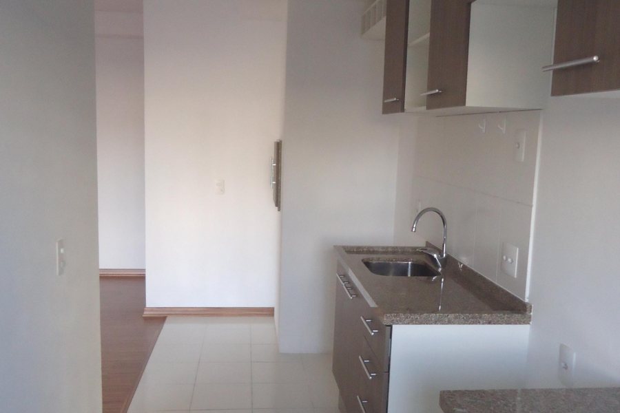 Apartamento com 64m², 2 dormitórios, 1 vaga, no bairro São Pelegrino em Caxias do Sul para Alugar