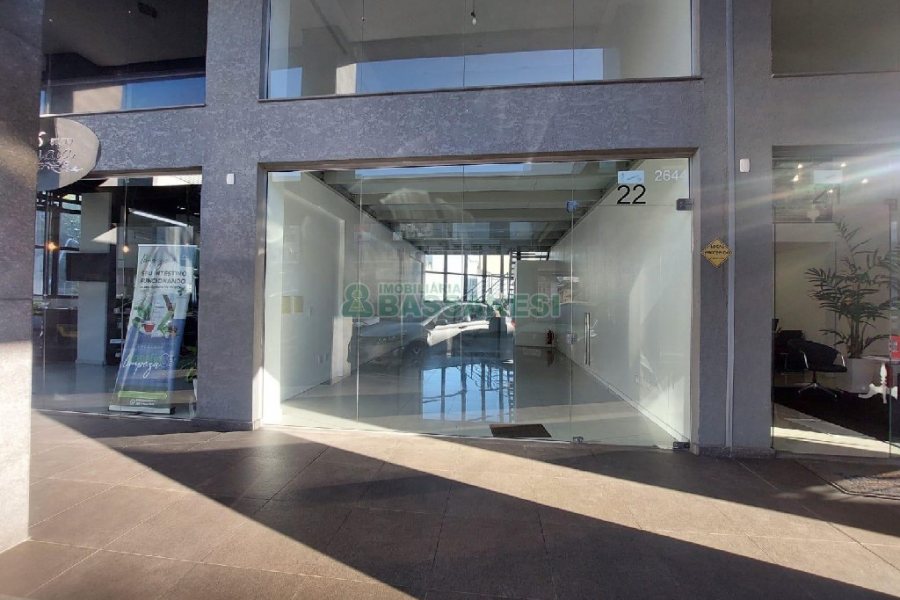 Loja com 102m², no bairro Rio Branco em Caxias do Sul para Alugar