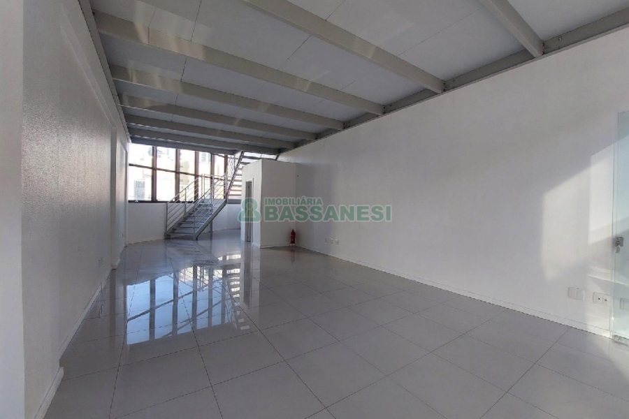 Loja com 102m², no bairro Rio Branco em Caxias do Sul para Alugar