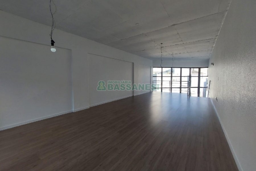 Loja com 102m², no bairro Rio Branco em Caxias do Sul para Alugar