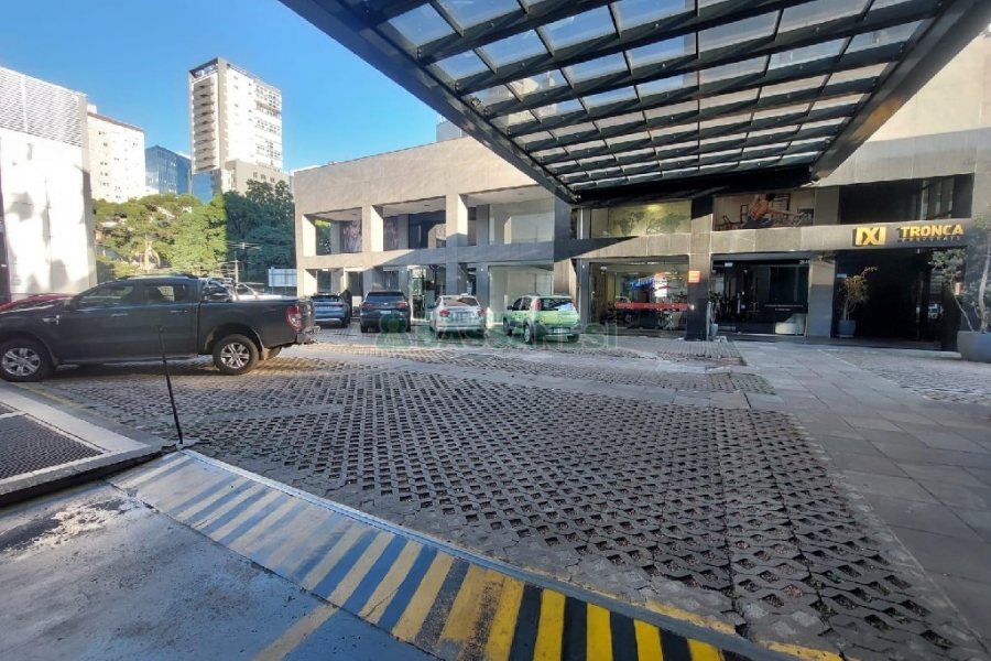 Loja com 102m², no bairro Rio Branco em Caxias do Sul para Alugar