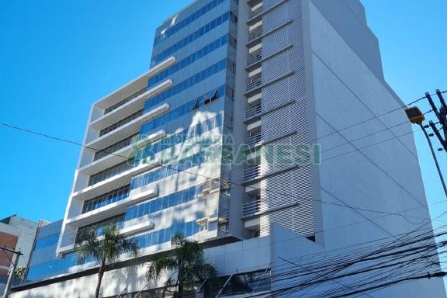Sala com 63m², 2 vagas, no bairro São Pelegrino em Caxias do Sul para Comprar