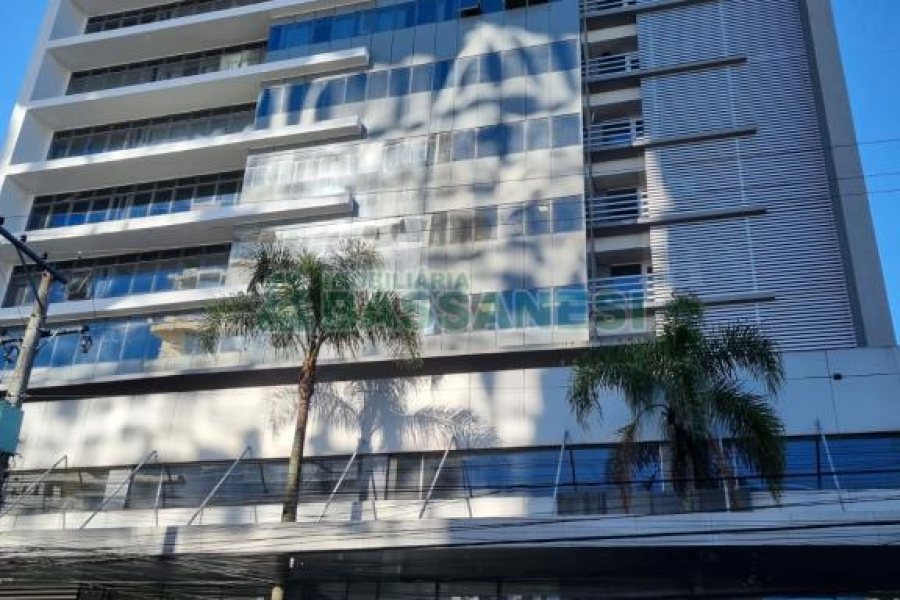 Sala com 63m², 2 vagas, no bairro São Pelegrino em Caxias do Sul para Comprar