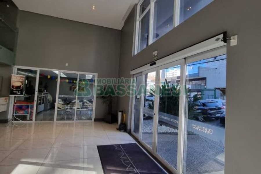 Sala com 63m², 2 vagas, no bairro São Pelegrino em Caxias do Sul para Comprar