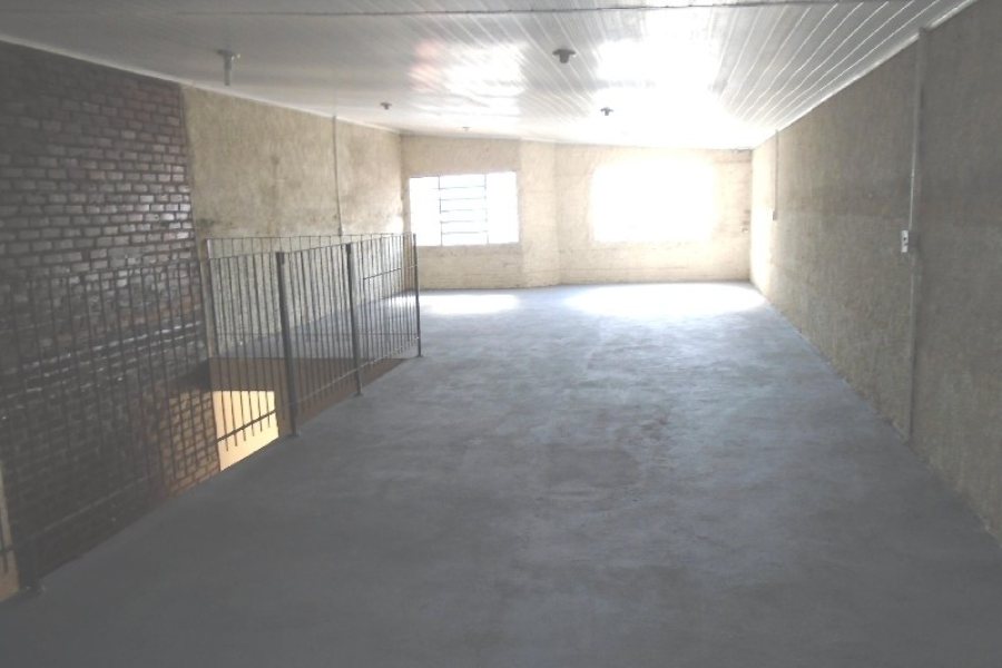 Casa com 220m², 3 dormitórios, 1 vaga, no bairro Bela Vista em Caxias do Sul para Alugar