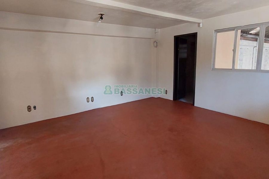 Pavilhão com 450m², no bairro Santa Catarina em Caxias do Sul para Alugar