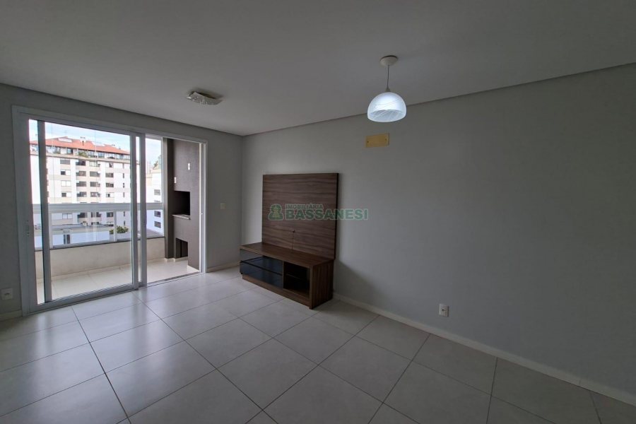 Apartamento com 54m², 1 dormitório, 1 vaga, no bairro Centro em Caxias do Sul para Alugar