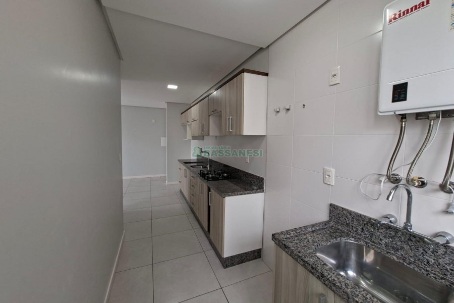 Apartamento com 54m², 1 dormitório, 1 vaga, no bairro Centro em Caxias do Sul para Alugar
