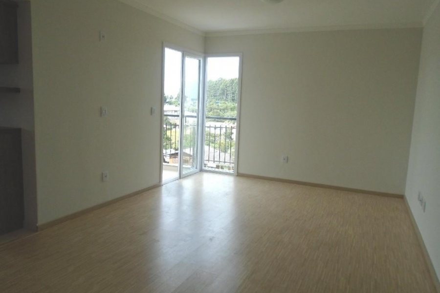 Apartamento com 85m², 3 dormitórios, 2 vagas, no bairro Desvio Rizzo em Caxias do Sul para Alugar