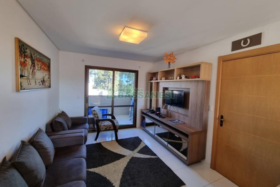 Apartamento com 70m², 2 dormitórios, 1 vaga, no bairro Vinhedos em Caxias do Sul para Comprar