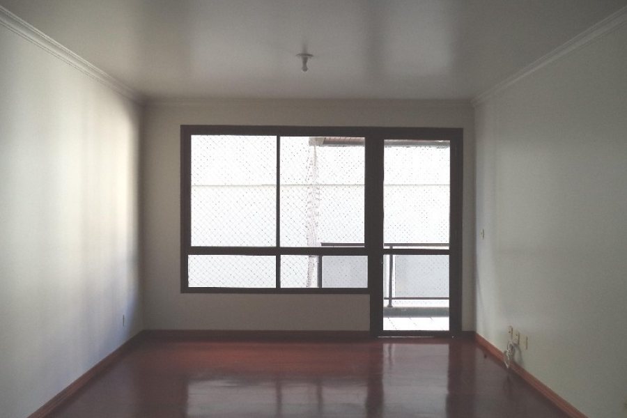 Apartamento com 136m², 3 dormitórios, 2 vagas, no bairro Centro em Caxias do Sul para Comprar