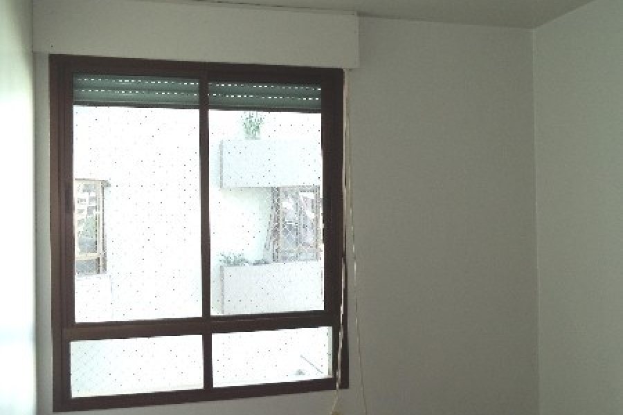 Apartamento com 136m², 3 dormitórios, 2 vagas, no bairro Centro em Caxias do Sul para Comprar