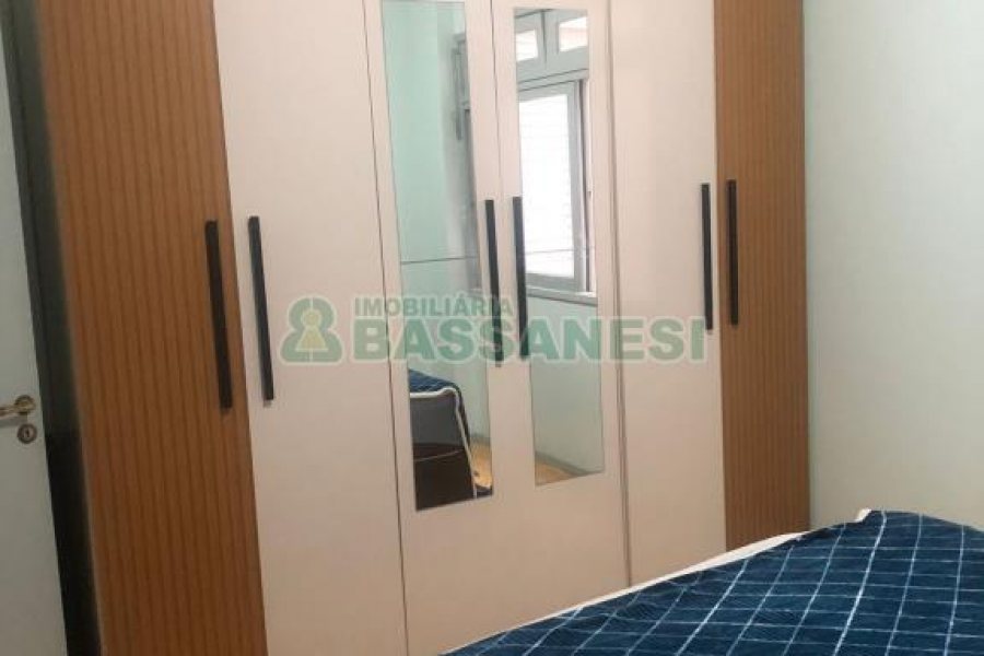 Apartamento com 80m², 3 dormitórios, no bairro Centro em Caxias do Sul para Comprar