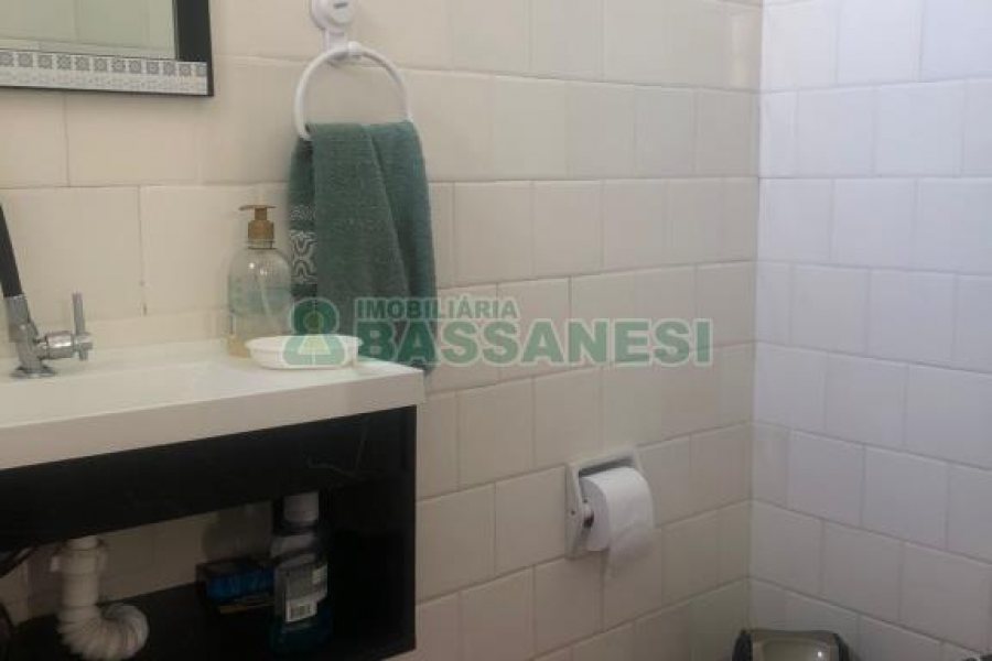 Apartamento com 80m², 3 dormitórios, no bairro Centro em Caxias do Sul para Comprar