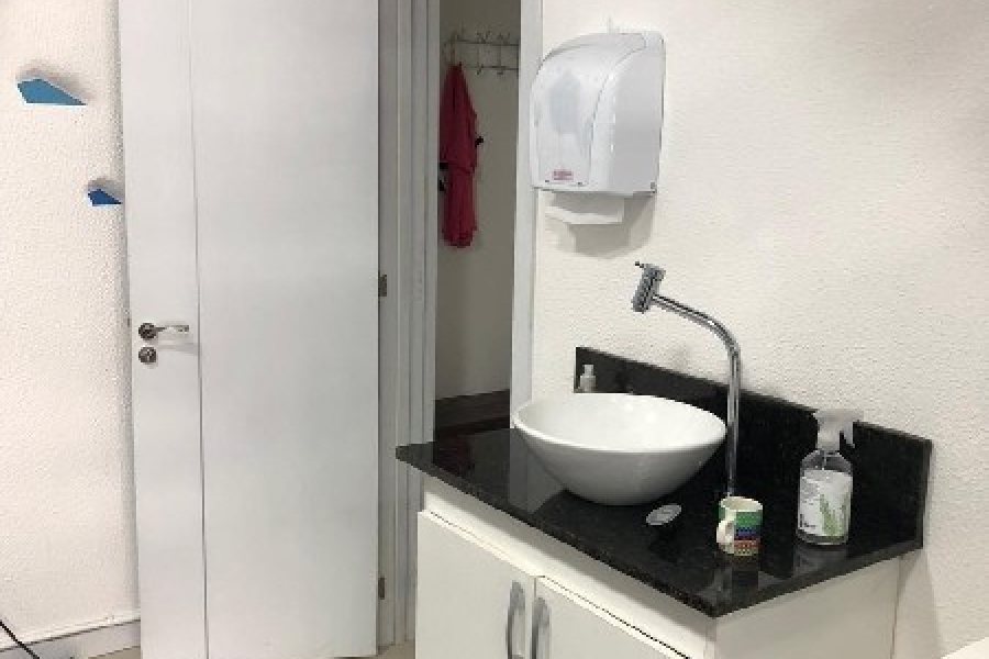 Loja com 70m², no bairro Rio Branco em Caxias do Sul para Alugar