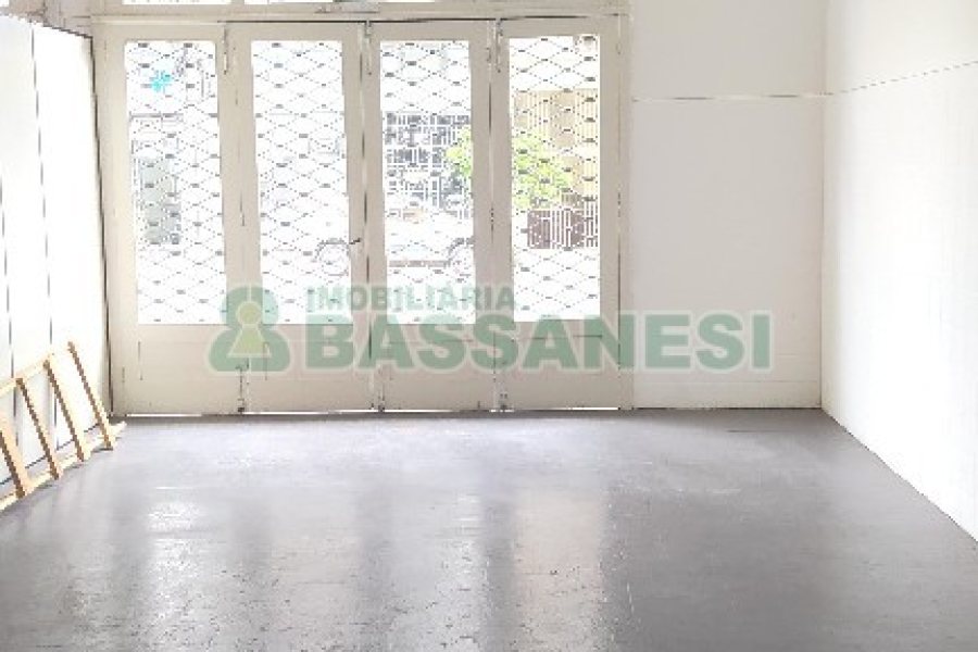 Loja com 180m², no bairro Centro em Caxias do Sul para Alugar ou Comprar