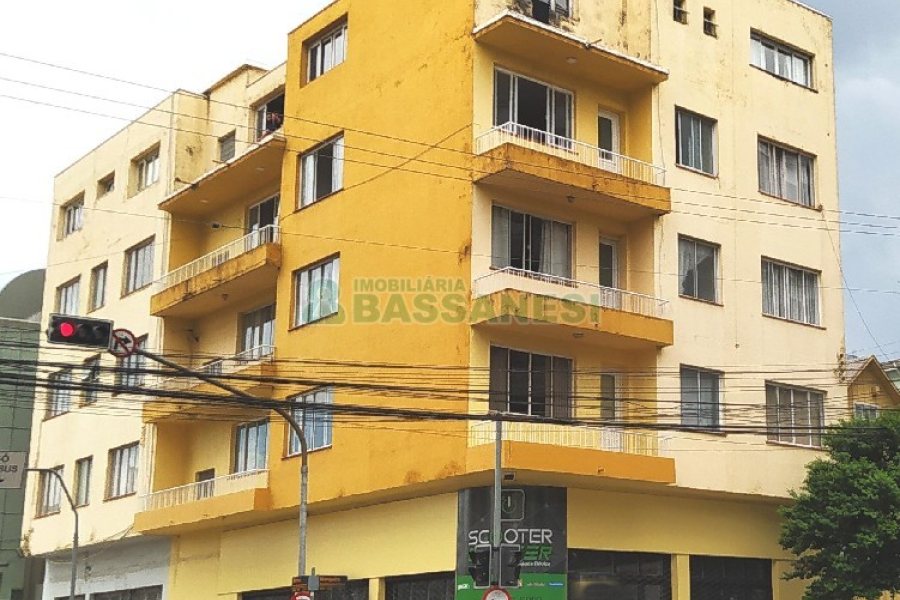 Loja com 180m², no bairro Centro em Caxias do Sul para Alugar ou Comprar