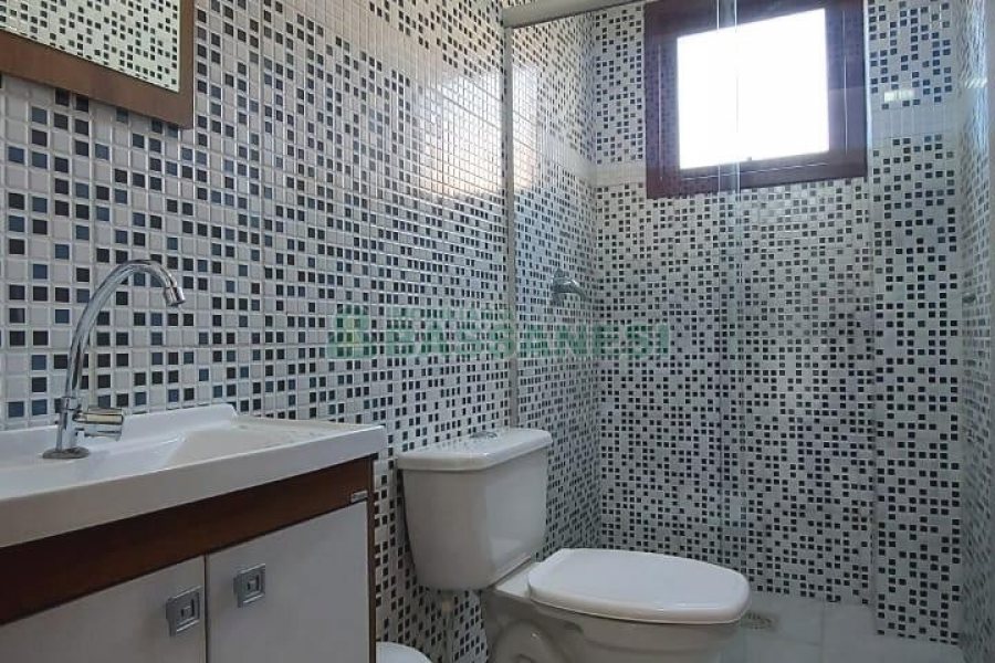 Apartamento com 85m², 2 dormitórios, 1 vaga, no bairro Marechal Floriano em Caxias do Sul para Alugar