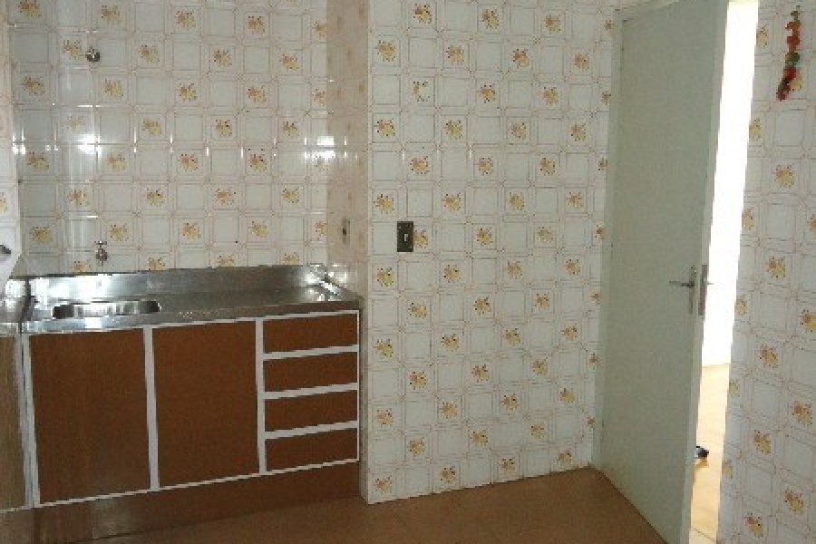 Apartamento com 67m², 2 dormitórios, 1 vaga, no bairro Centro em Caxias do Sul para Comprar