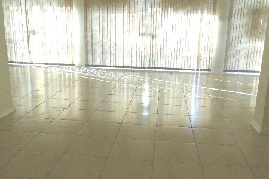 Loja com 102m², no bairro São Pelegrino em Caxias do Sul para Alugar