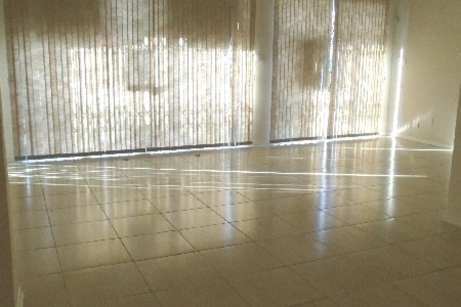 Loja com 102m², no bairro São Pelegrino em Caxias do Sul para Alugar