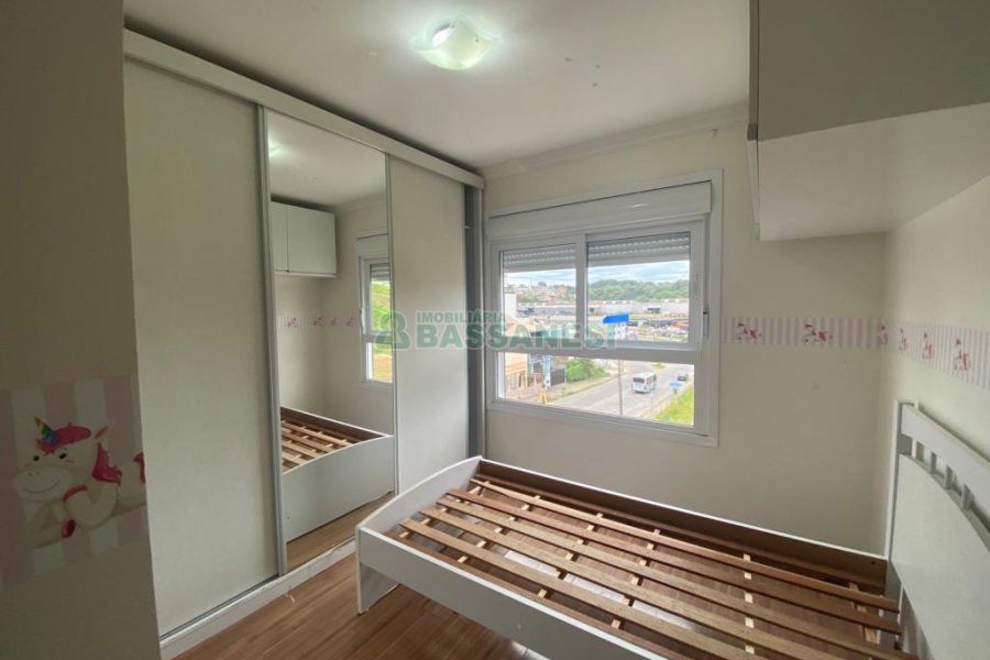 Apto Mobiliado com 68m², 2 dormitórios, 1 vaga, no bairro Treviso em Caxias do Sul para Alugar
