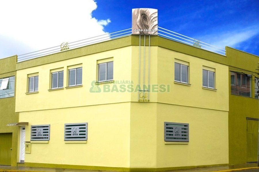 Predio com 400m², 2 vagas, no bairro Santa Catarina em Caxias do Sul para Alugar