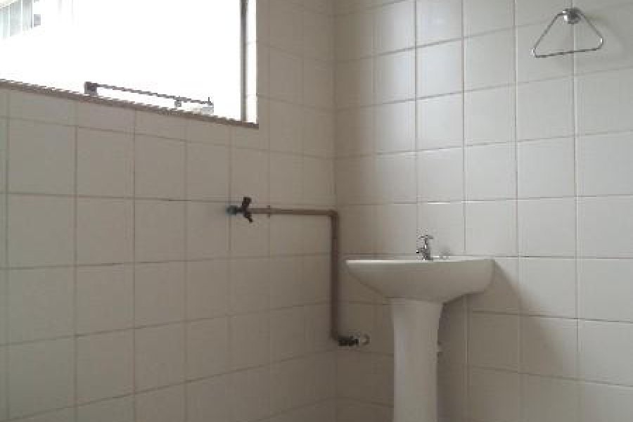 Loja com 115m², no bairro Lourdes em Caxias do Sul para Alugar